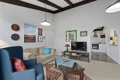 Photo of property in 1/6 Bronwyn Place, Torbay, Auckland, 0630