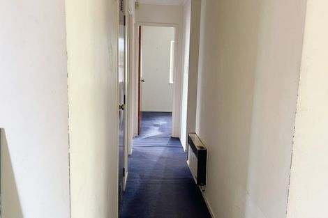 Photo of property in 28 Hollyford Drive, Clover Park, Auckland, 2105