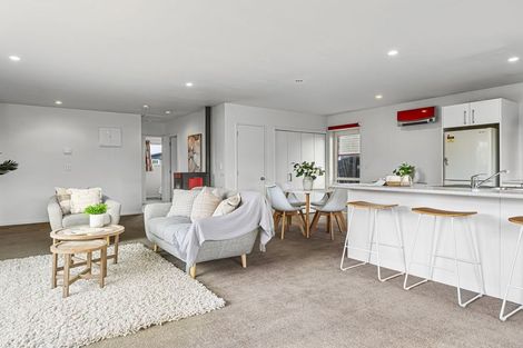 Photo of property in 11 Lenton Street, Aranui, Christchurch, 8061