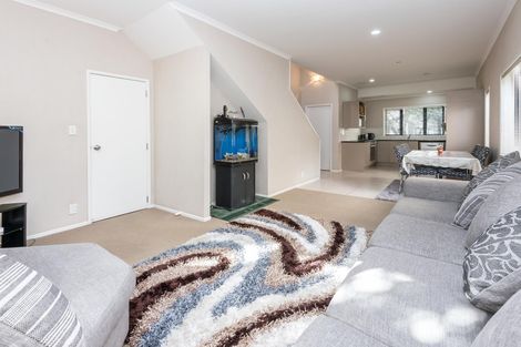 Photo of property in 32 Skip Lane, East Tamaki, Auckland, 2013