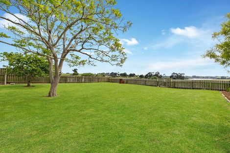 Photo of property in 170 Awhitu Road, Karioitahi, Waiuku, 2683