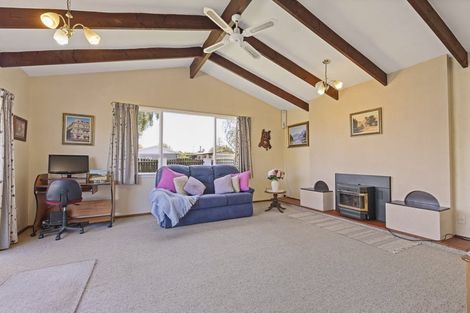 Photo of property in 27 Charles Street, Rangiora, 7400