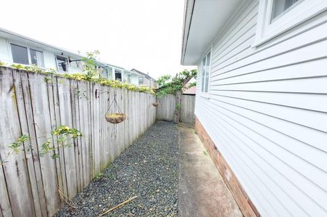 Photo of property in 294 Rangatira Road, Beach Haven, Auckland, 0626