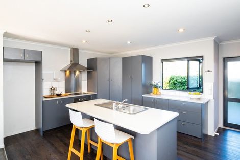 Photo of property in 23a Avondale Road, Taradale, Napier, 4112