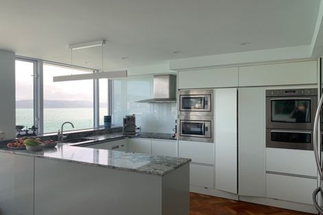 Photo of property in Oriana Apartments, 248 Oriental Parade, Oriental Bay, Wellington, 6011