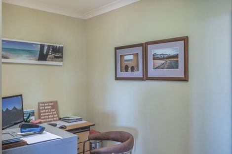 Photo of property in 40 Manakau Heights Drive, Manakau, Otaki, 5583