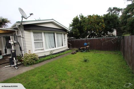 Photo of property in 23 Earlsworth Road, Mangere East, Auckland, 2024