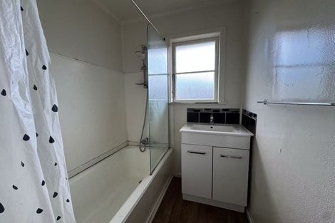 Photo of property in 2/34 Royton Avenue, Mangere East, Auckland, 2024