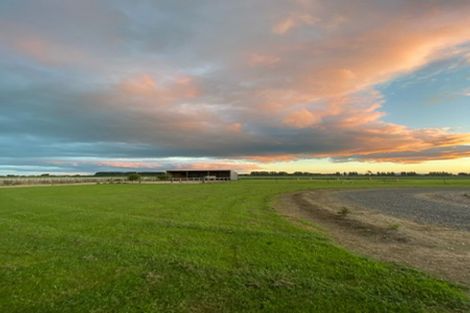 Photo of property in 35 Sears Road, Meeanee, Napier, 4183