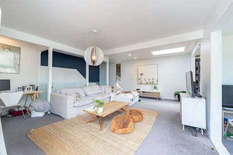 Photo of property in 23 Ferry Road, Days Bay, Lower Hutt, 5013