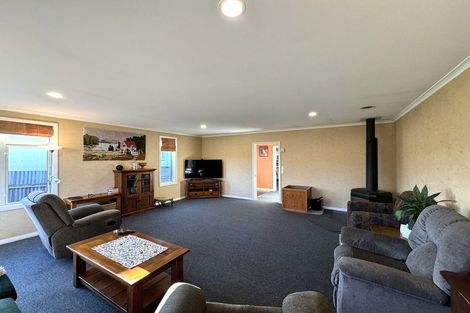 Photo of property in 17 Naish Street, Balclutha, 9230