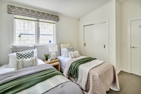 Photo of property in 10 Stanley Street, Berhampore, Wellington, 6023