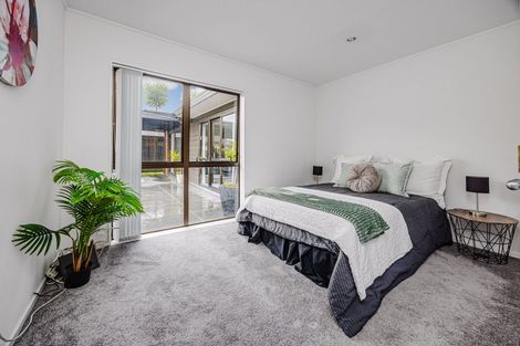 Photo of property in 36 Brylee Drive, Conifer Grove, Takanini, 2112