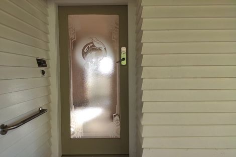 Photo of property in 20 Victoria Road, New Plymouth, 4310