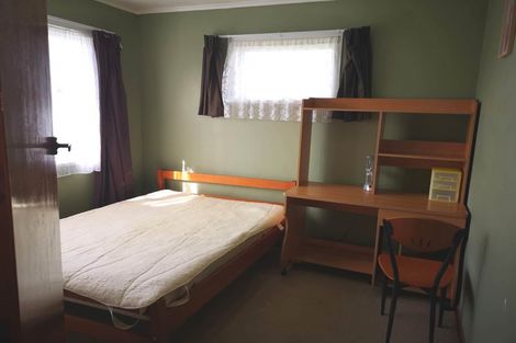 Photo of property in 2/134 Forrest Road, Milford, Auckland, 0620