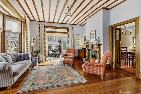 Photo of property in 162 Wadestown Road, Wadestown, Wellington, 6012