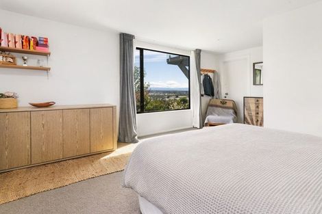 Photo of property in 3 Roland Lane, Mount Pleasant, Christchurch, 8081