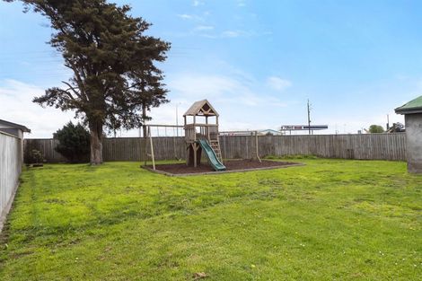 Photo of property in 1 Edmay Street, Feilding, 4702