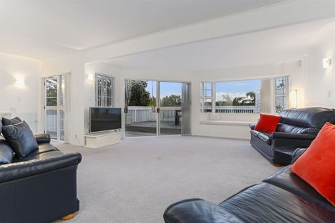 Photo of property in 42 Eban Avenue, Hillcrest, Auckland, 0627