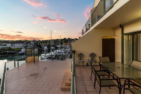Photo of property in 14 Harbour Village Drive, Gulf Harbour, Whangaparaoa, 0930
