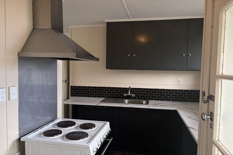 Photo of property in 3/806 Lyell Street, Akina, Hastings, 4122