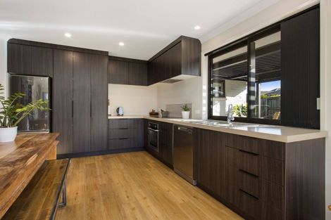 Photo of property in 6 Shoreview Close, Omokoroa, 3114