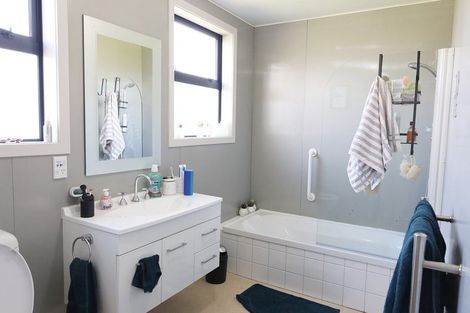 Photo of property in 43 Beaumaris Street, Outram, 9019
