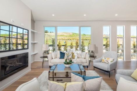 Photo of property in 23 Tawatawa Street, Long Bay, Auckland, 0630