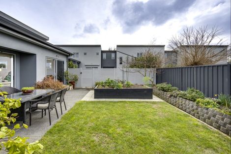 Photo of property in 15 Bray Place, Havelock North, 4130