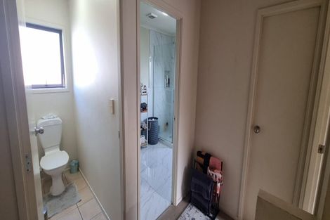Photo of property in 47 Tiri Tiri Road, Birkdale, Auckland, 0626