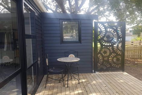 Photo of property in 19a Leaming Place, Clarks Beach, 2122