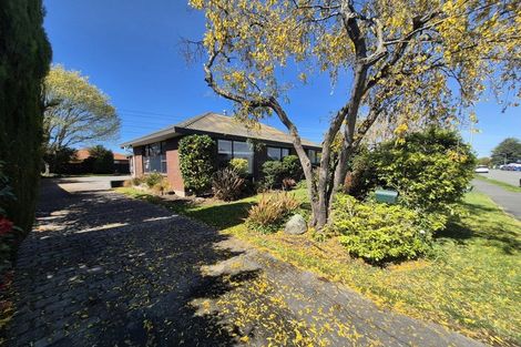 Photo of property in 111 Hawthornden Road, Avonhead, Christchurch, 8042