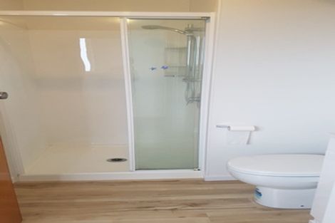 Photo of property in 72a Carlisle Road, Browns Bay, Auckland, 0632