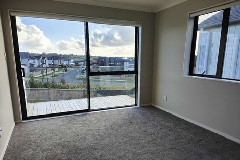 Photo of property in 6 Hautoa Lane, Flat Bush, Auckland, 2019