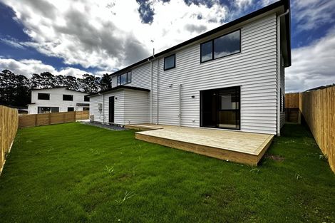 Photo of property in 8 Snuggery Loop, Orewa, 0931