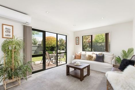 Photo of property in 10 Blarney Place, Casebrook, Christchurch, 8051