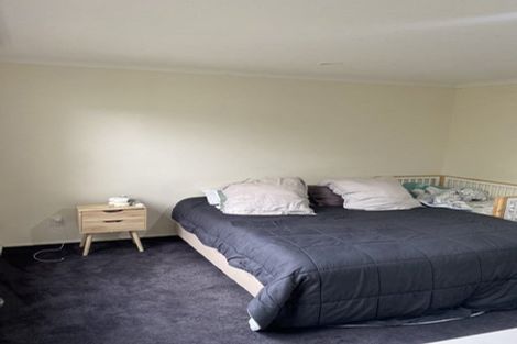 Photo of property in 5 Astronomer Place, Whitby, Porirua, 5024