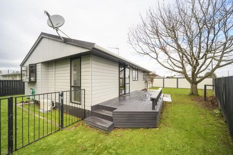 Photo of property in 6 Mercury Street, Milson, Palmerston North, 4414