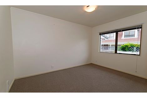 Photo of property in 2/36 Takapu Street, Henderson, Auckland, 0612