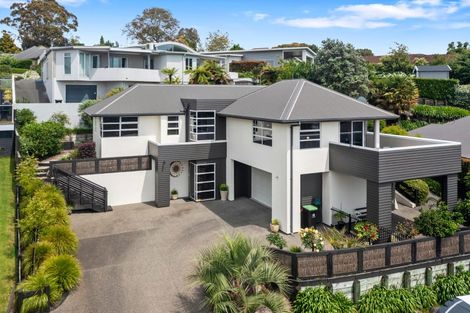 Photo of property in 37 Contour Avenue, Pyes Pa, Tauranga, 3112