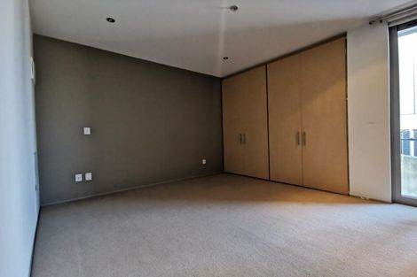 Photo of property in Sanctum Apartment, 10 Ebor Street, Te Aro, Wellington, 6011