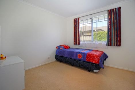 Photo of property in 13 Four Oaks Place, Pukekohe, 2120