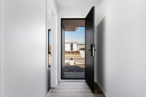 Photo of property in 2 Waituna Street, Pegasus, 7612