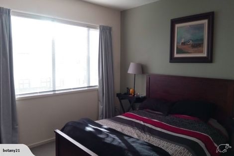 Photo of property in 129/2 Armoy Drive, East Tamaki, Auckland, 2016