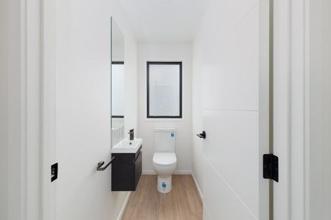 Photo of property in 2 Marsden Place, Hurworth, New Plymouth, 4310