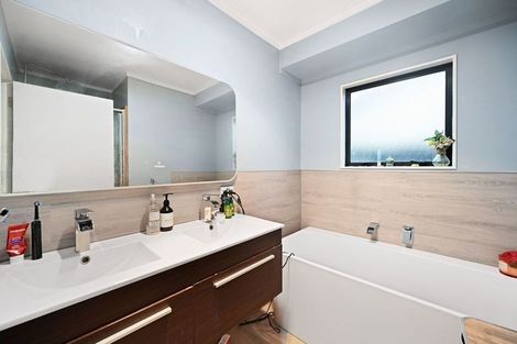 Photo of property in 60 Bouverie Crescent, Flagstaff, Hamilton, 3210