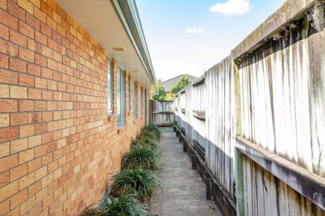 Photo of property in 5 Locksley Lane, Hamilton East, Hamilton, 3216