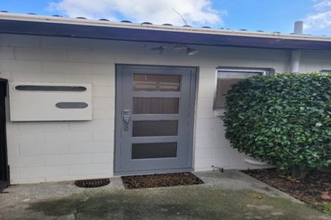 Photo of property in 1/52 Merton Road, St Johns, Auckland, 1072