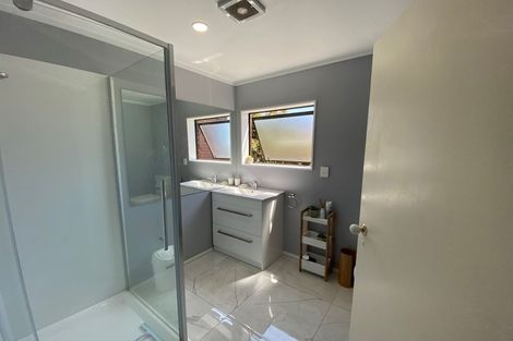 Photo of property in 1 Claridge Place, Mount Maunganui, 3116