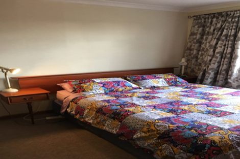 Photo of property in 16 Freyberg Street, Roslyn, Palmerston North, 4414